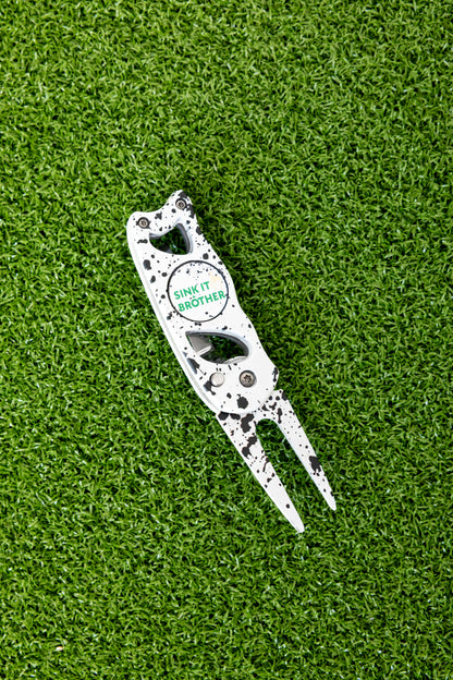 Sink It Brother Divot Tool