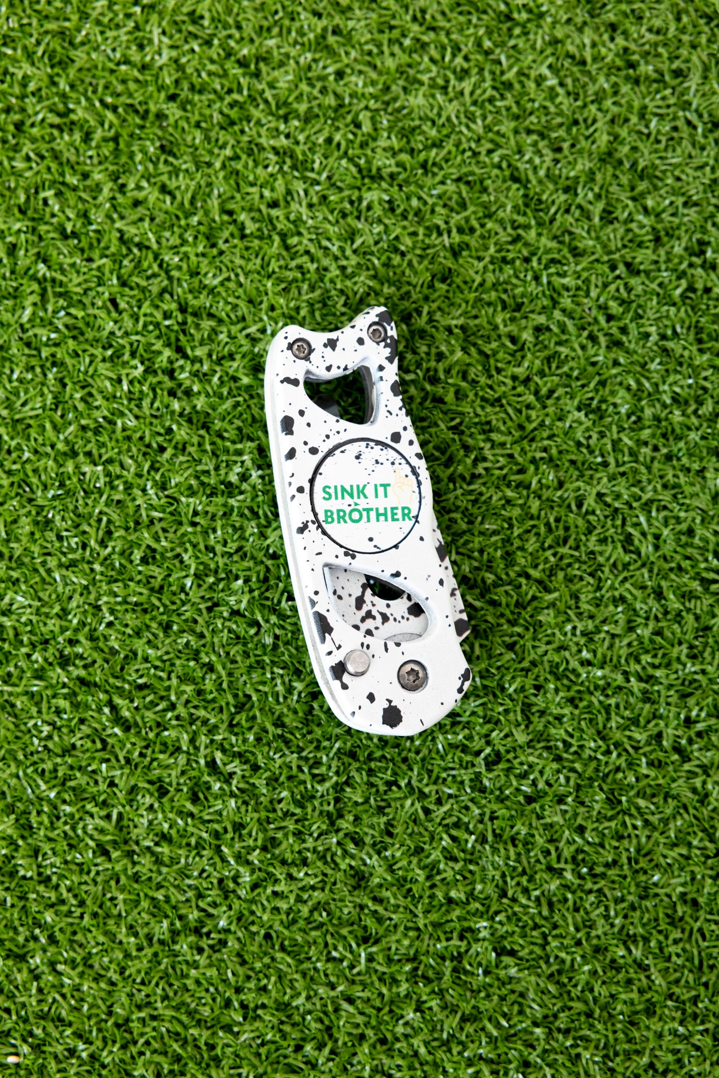 Sink It Brother Divot Tool
